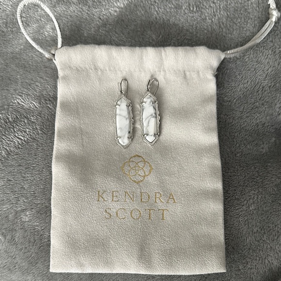 Kendra Scott Jewelry - Kendra Scott Silver and White Marbled Earrings
